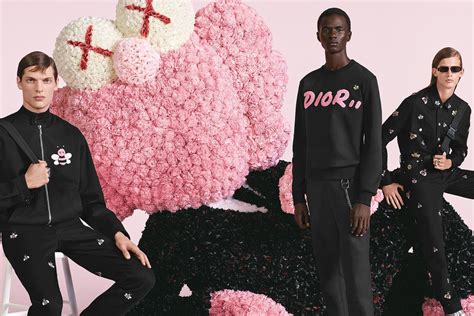 dior x kaws oblique|Kim Jones & KAWS Launch A Dior Capsule Collection .